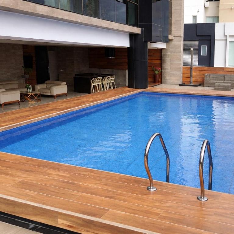 Departamento cómodo con excelente ubicación - Apartamento de 2 dormitorios con vistas - 5
