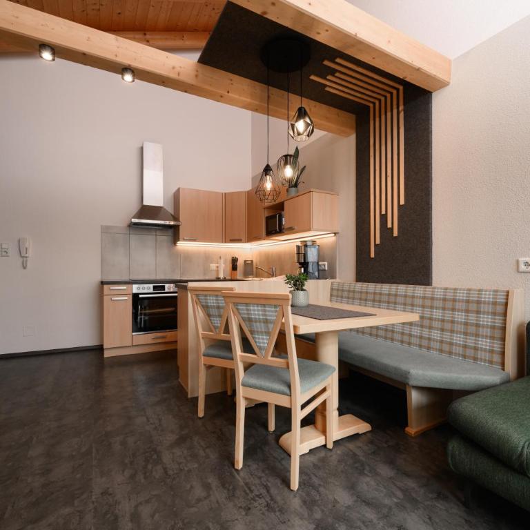 Apart Marie-Therese - Apartment mit 2 Schlafzimmern und Balkon - 7