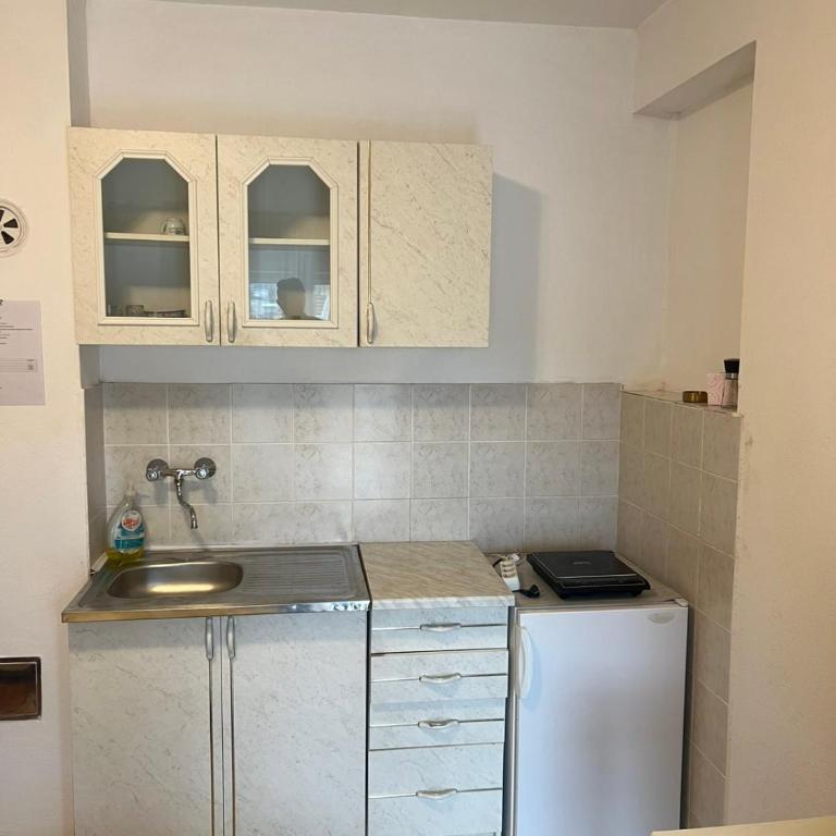 Apartmani Palma - Dvokrevetna Soba sa Bračnim Krevetom/Zasebnim Krevetima i Balkonom - 3