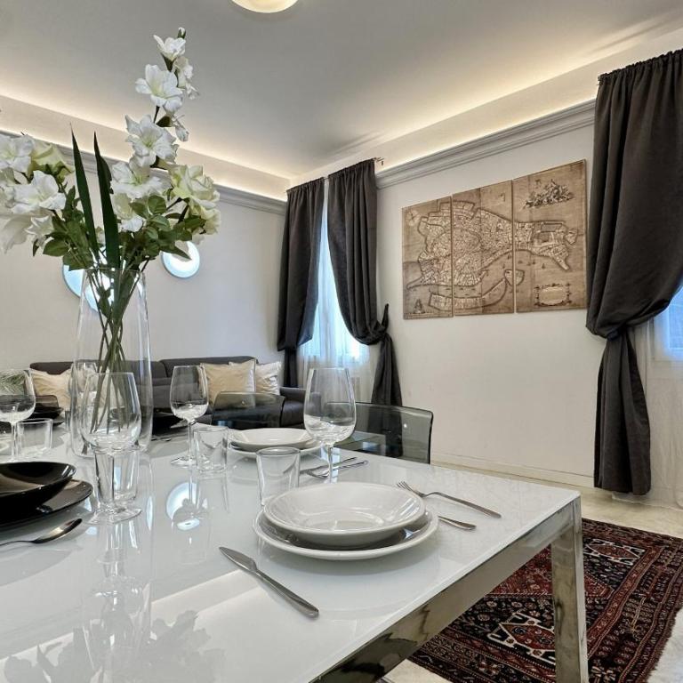 City Apartments Rialto Market - Appartamento Ca' Sturion con 2 Camere da Letto - 11