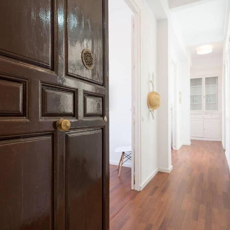 Sunny Málaga Apartments - Two-Bedroom Apartment - 4