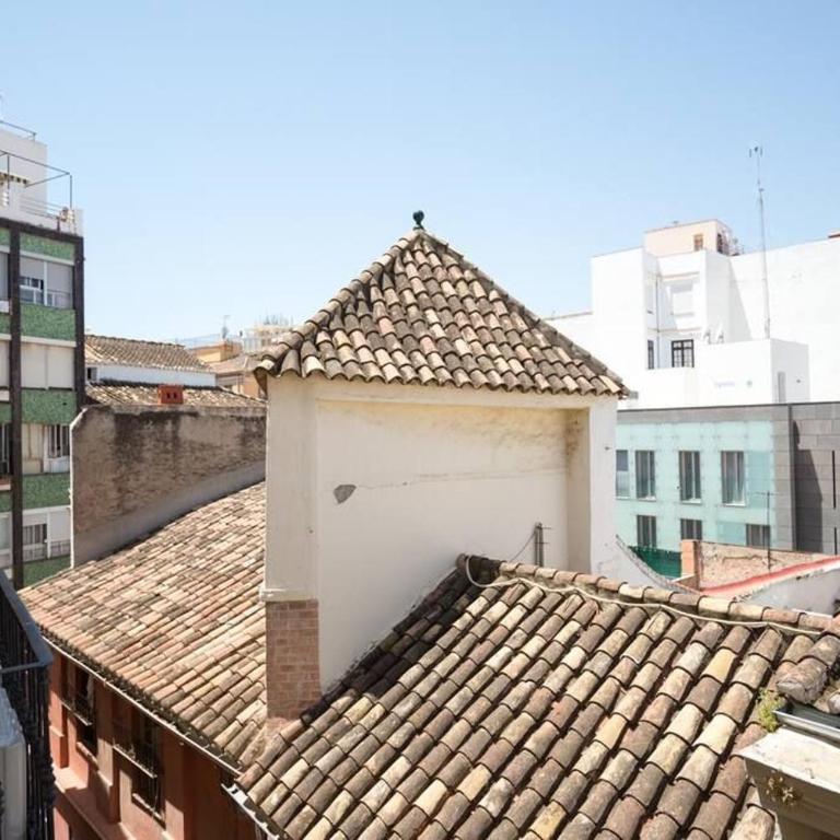 Sunny Málaga Apartments - Two-Bedroom Apartment - 27