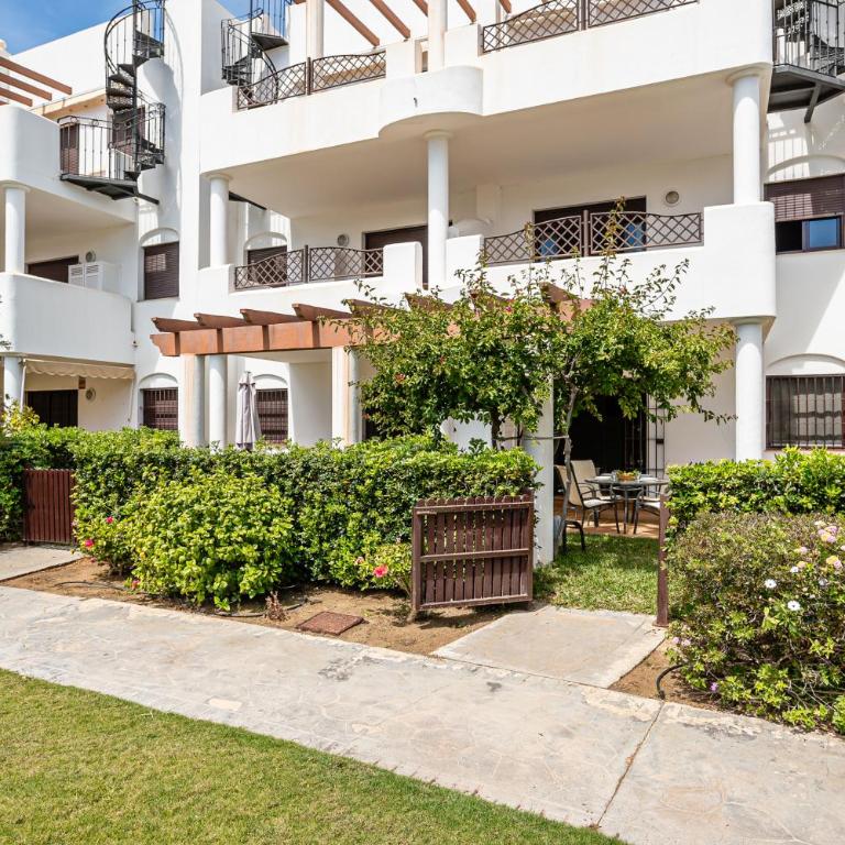 coto 8 3 - Apartamento de 2 dormitorios con vistas al complejo - 20
