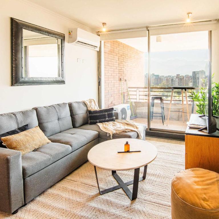HOM I Pasos del Metro I Las Condes I AC I Parking 0226 - Apartment - 6
