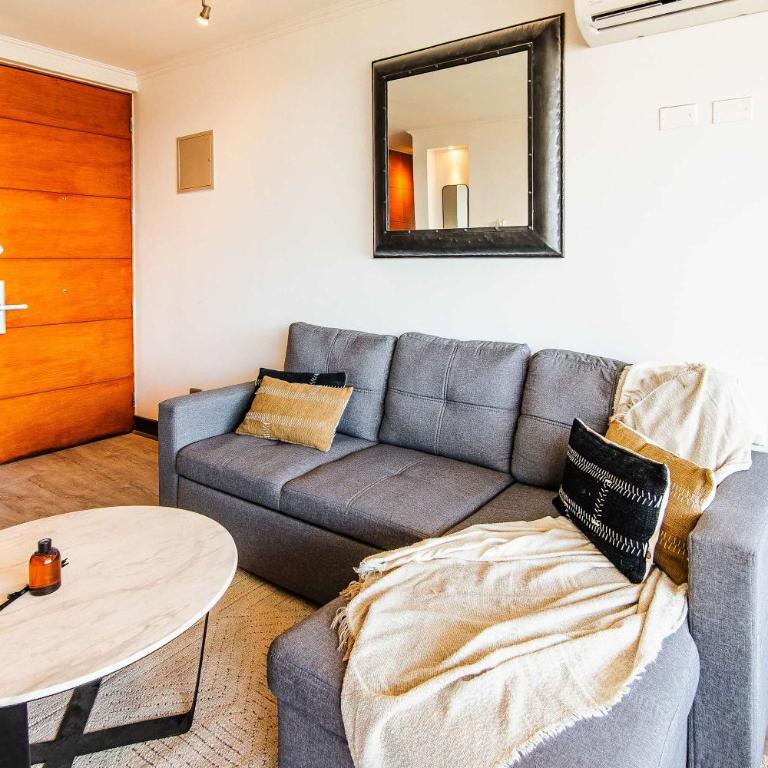 HOM I Pasos del Metro I Las Condes I AC I Parking 0226 - Apartment - 26