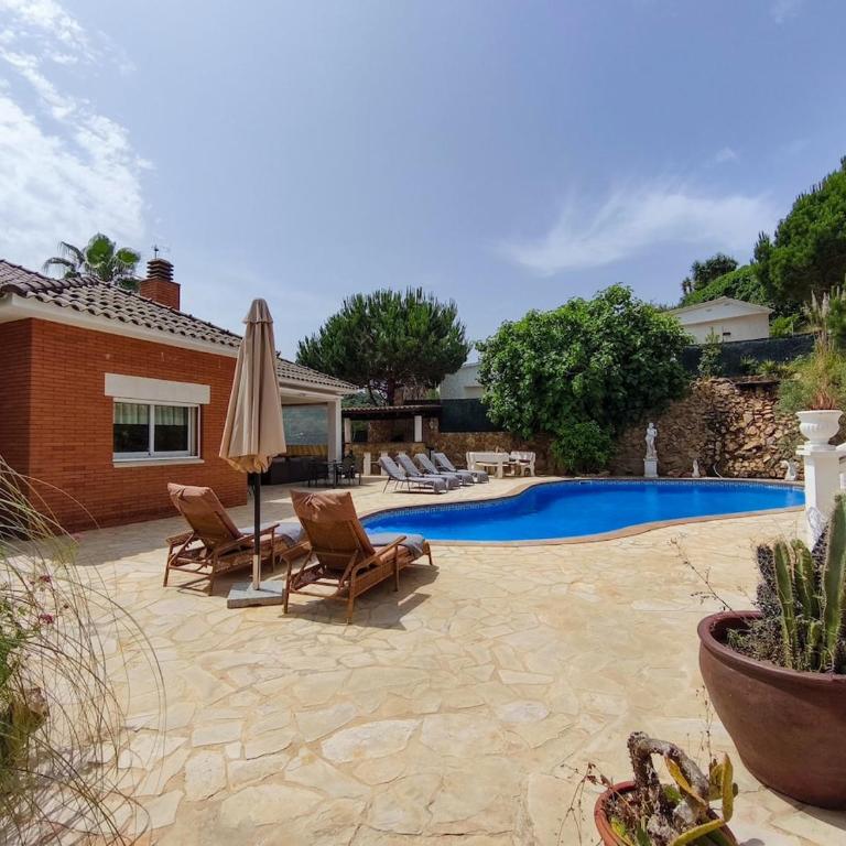 Villa Vío, 8-10 pers, big family villa with amazing private pool - Villa - 48