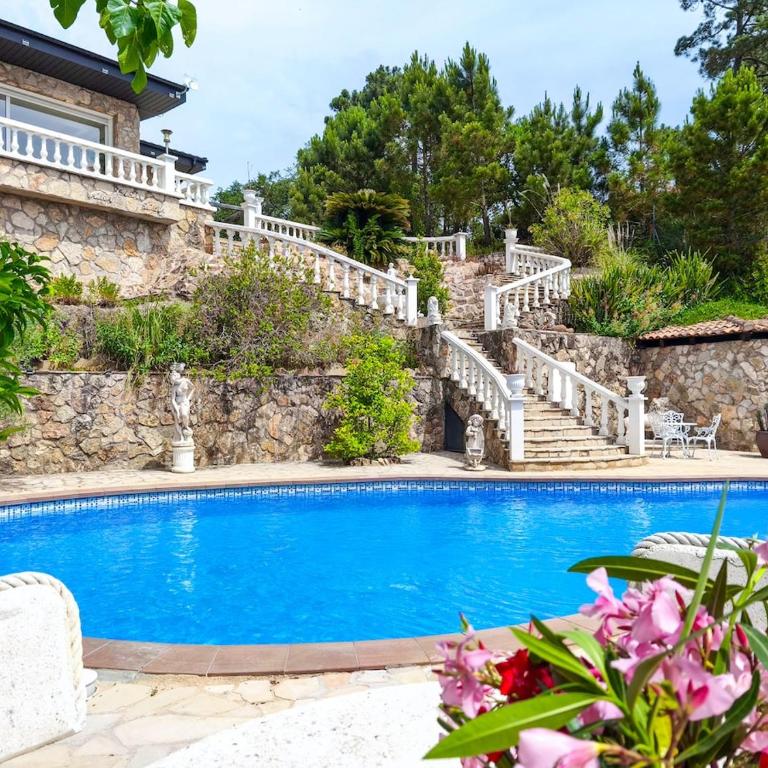 Villa Vío, 8-10 pers, big family villa with amazing private pool - Villa - 51