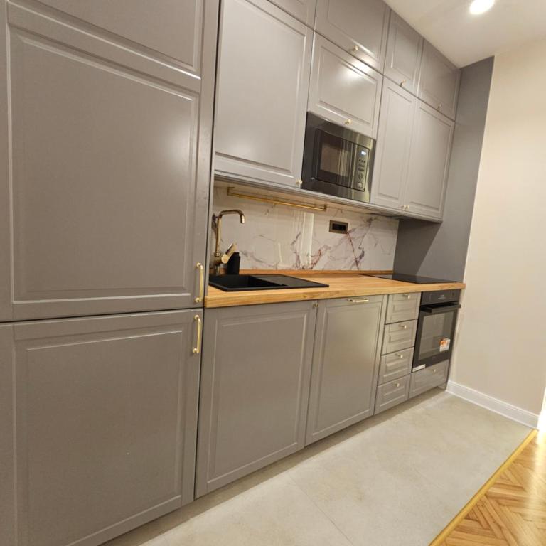 Grand Atelier Skadarlija Signature Luxury - Two-Bedroom Deluxe Apartment with Balcony - 37