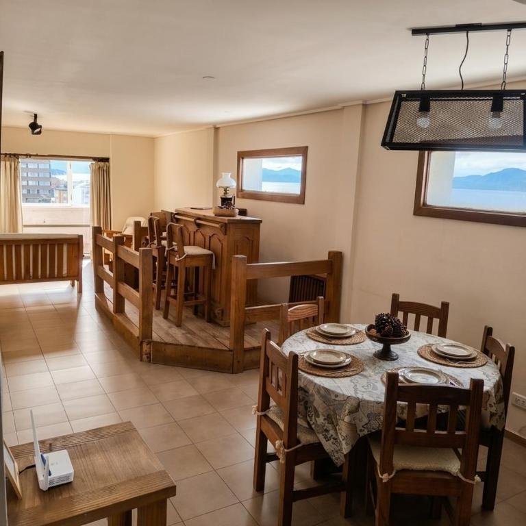 CocaHue - Three-Bedroom Apartment with View - 7
