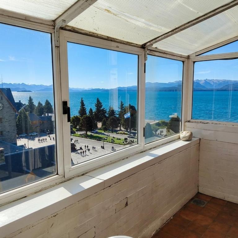 CocaHue - Three-Bedroom Apartment with View - 10