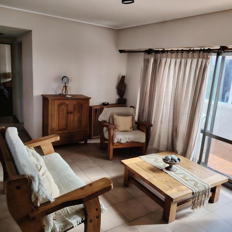 CocaHue - Three-Bedroom Apartment with View - 26