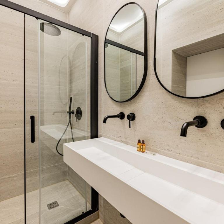 1#New suite 8 personnes- Saint Germain Notre-Dame - Appartement 3 Chambres - 24