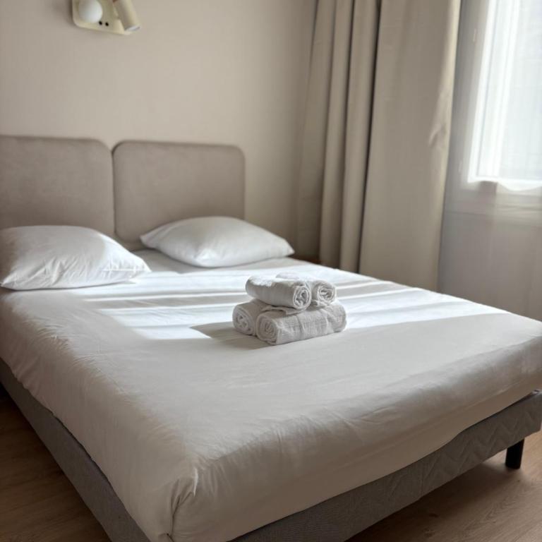 Hotel Bloom - Chambre Double avec Douche - 1