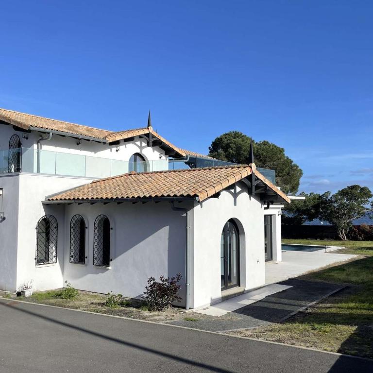 Villa 12 pers avec piscine chauffée et vue exceptionnelle, première ligne Bassin d'Arcachon - Villa 3 Chambres - 25