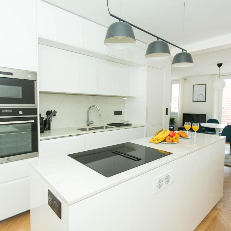 BnBNova - Haussmann - 2BR Near Champs-Élysées - Apartment - 16