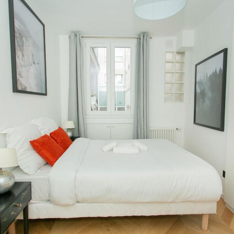 BnBNova - Haussmann - 2BR Near Champs-Élysées - Apartment - 28