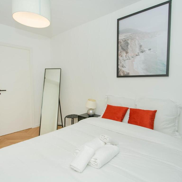 BnBNova - Haussmann - 2BR Near Champs-Élysées - Apartment - 29