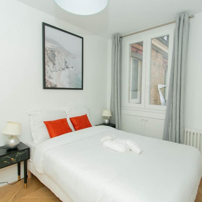 BnBNova - Haussmann - 2BR Near Champs-Élysées - Apartment - 30
