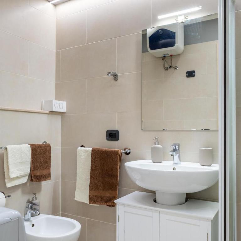 GuestHost - Bella Catania - Lovely Central Flat - One-Bedroom Apartment - 4