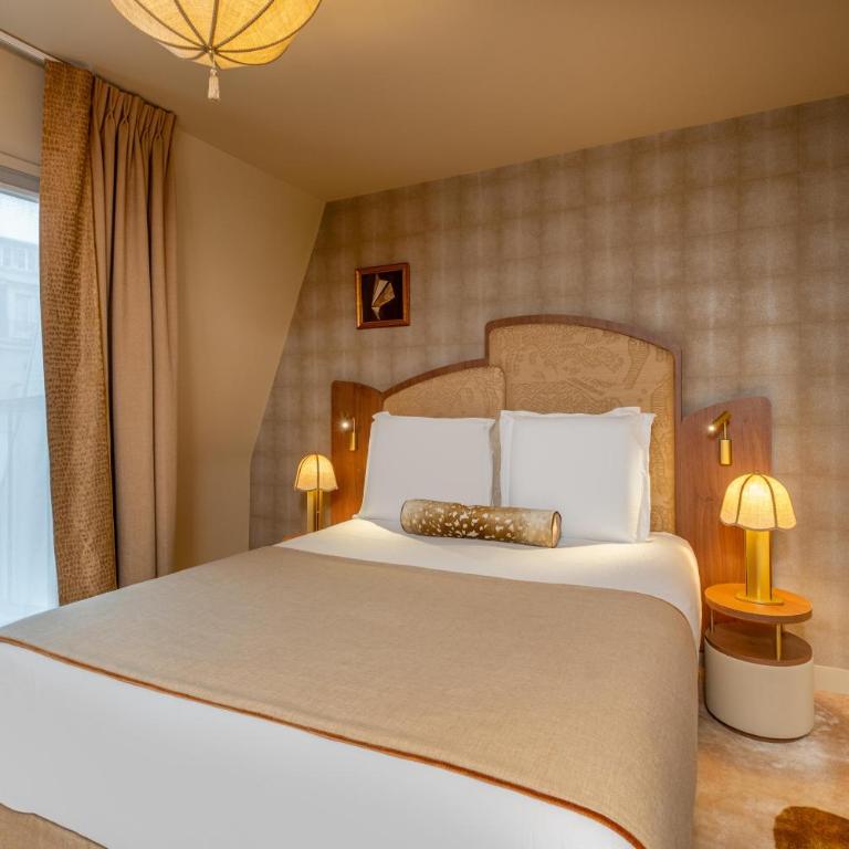 Hôtel La Bourdonnais by Inwood Hotels - Classic Double Room with Eiffel Tower View - 4