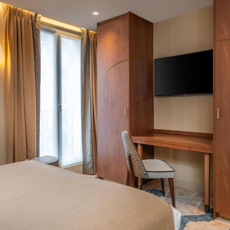 Hôtel La Bourdonnais by Inwood Hotels - Executive Room with Eiffel Tower View - 4