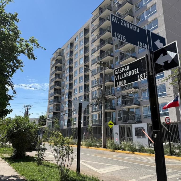 Cozy apartment in Ñuñoa, National Stadium - Two-Bedroom Apartment - 11