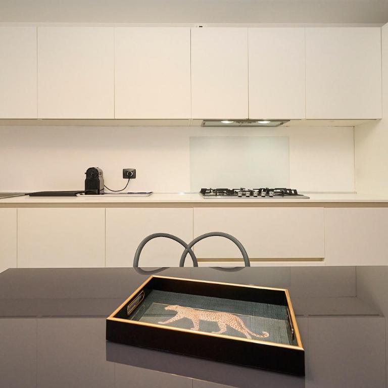 Absolute Luxury Home, 15 Minutes Walk SAN SIRO - Appartamento - 67