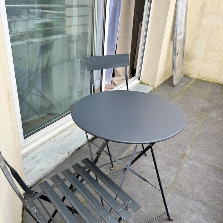 Franck- T2 tout confort -wifi-parking-balcon - Appartement 1 Chambre - 4