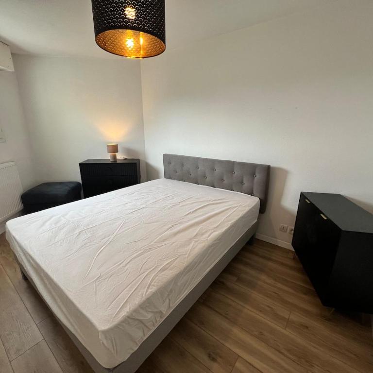 Franck- T2 tout confort -wifi-parking-balcon - Appartement 1 Chambre - 18