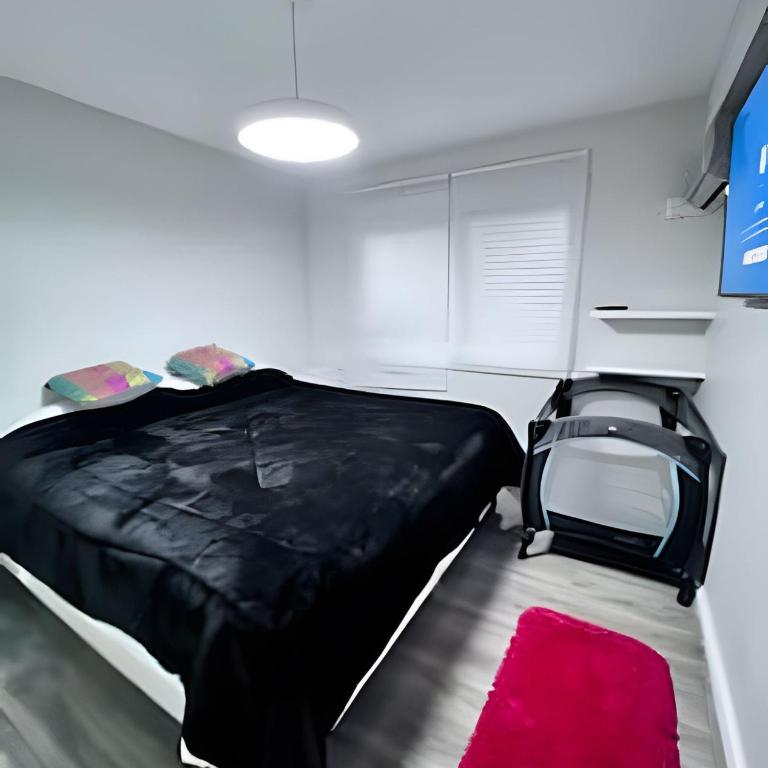 Bien ubicado y Amplio depto - Three-Bedroom Apartment - 11