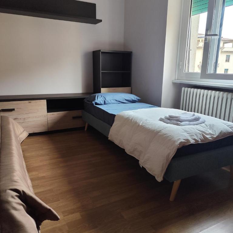 Rome View Apartment - Three-Bedroom Apartment - 30