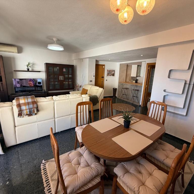 Apartamento 3 habitaciones junto a Playa Postiguet con terraza by Turihome - Apartment - 9