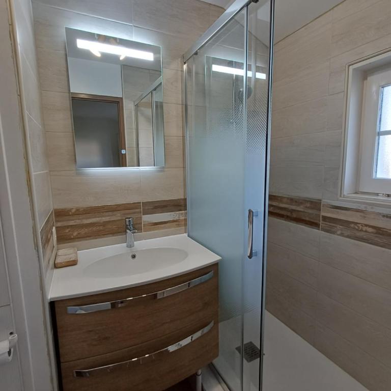 Pomme résidence le bocage - Two-Bedroom Apartment - 8
