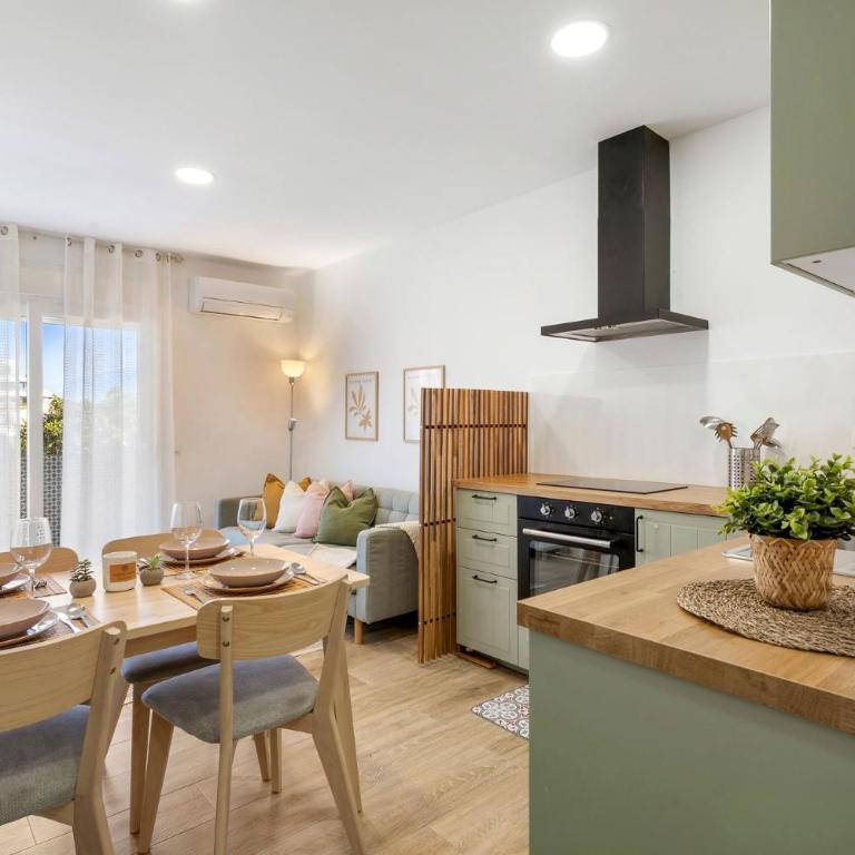 Escapada inolvidable en Torremolinos - Apartamento de 2 dormitorios - 2