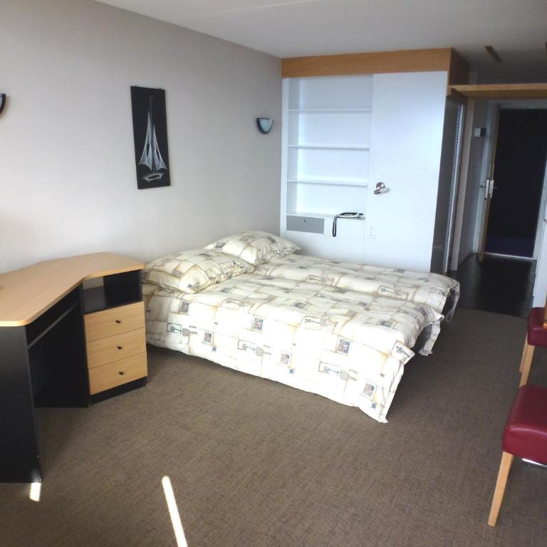 Hotel Zodiaque - Doppelzimmer Süd - 9