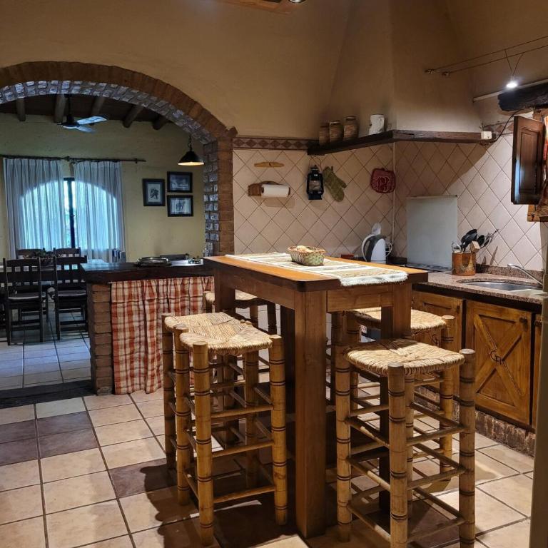 Excellent country house in a private neighborhood for 10 - Casa de 5 dormitorios - 6