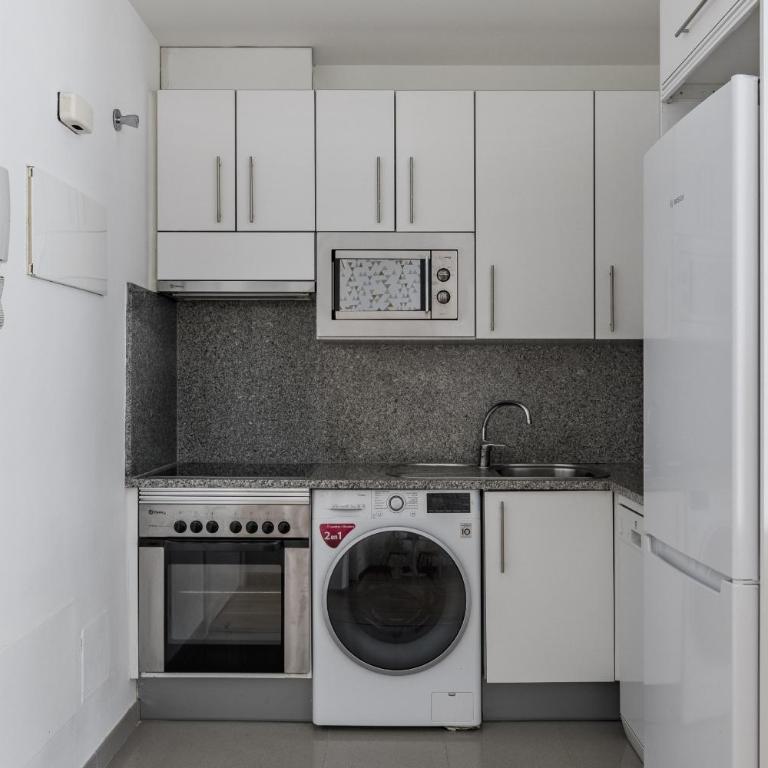 Go Madrid Apartments by Olala Homes - Studio Apartment G.A. - 11