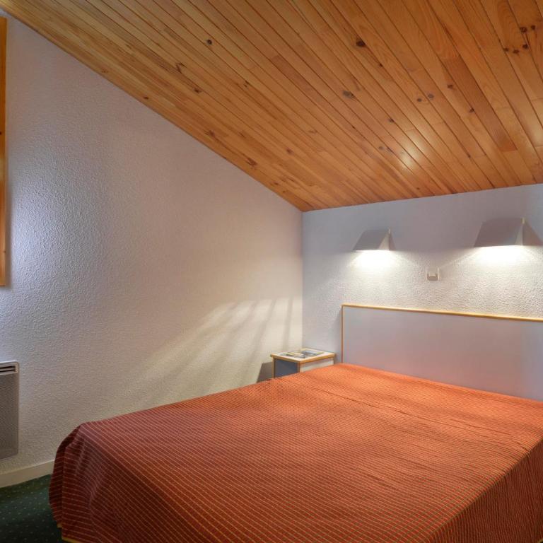 Appartement skis aux pieds, balcon, 6 personnes - Apartment mit 1 Schlafzimmer - 11