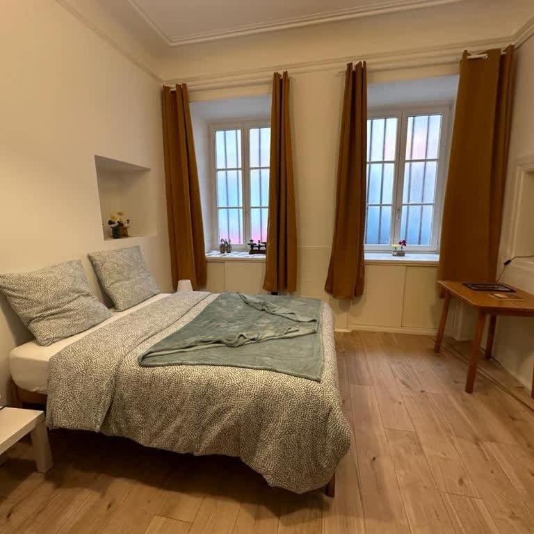 Le Petit Café - Centre ville, parking gratuit - Apartamento de 1 dormitorio - 2
