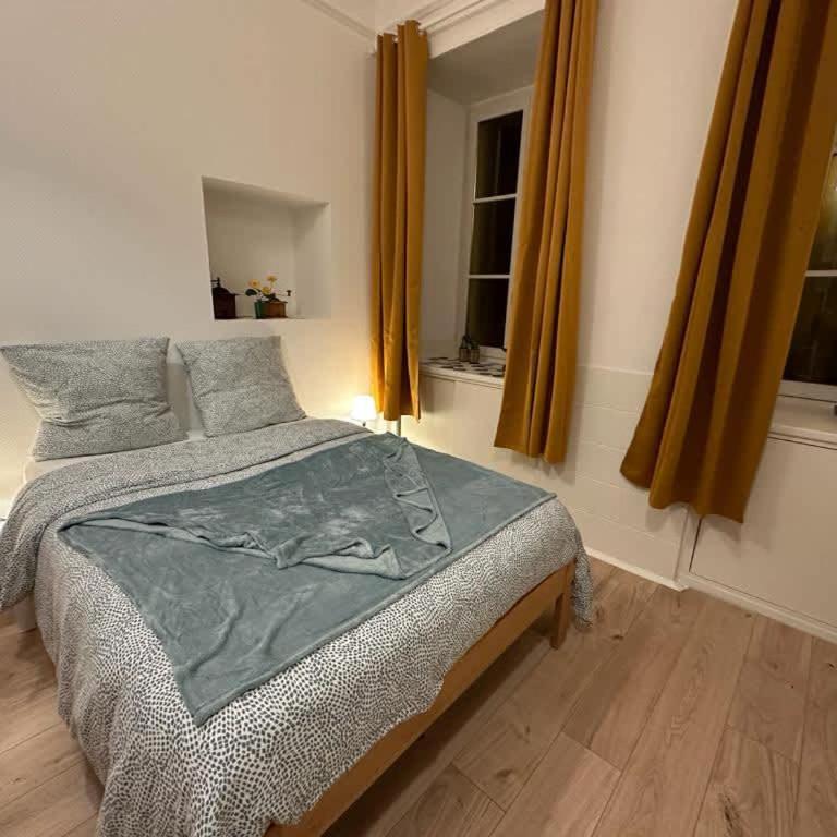 Le Petit Café - Centre ville, parking gratuit - Apartamento de 1 dormitorio - 1