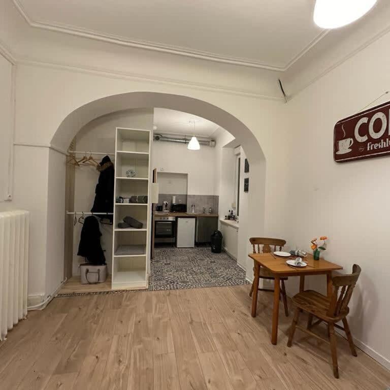 Le Petit Café - Centre ville, parking gratuit - Apartamento de 1 dormitorio - 8