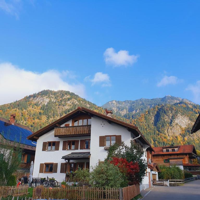 Ferienwohnung Auer - Apartment mit 2 Schlafzimmern - 1
