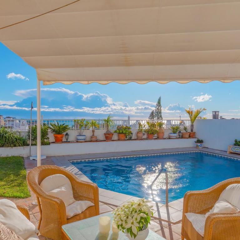 Luxury Villa with Private Pool & Sea Views, Nerja - Casa de 4 dormitorios - 5