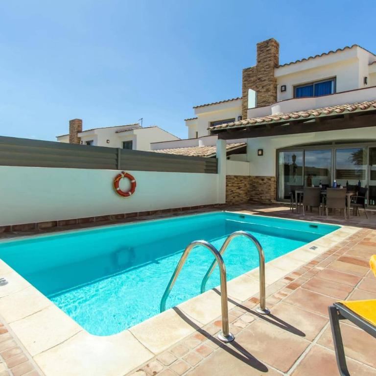 Villa Juliana by Villa Plus - Villa - 1