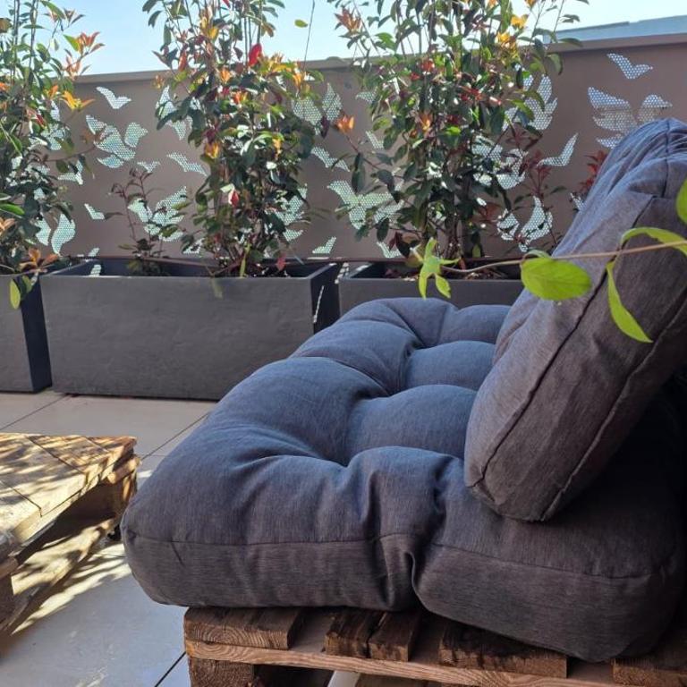 Superbe T3 neuf meublé 65m2 en roof top Fréjus avec espace terrasse de 45 m2 pergola BBQ - Appartement 2 Chambres avec Terrasse - 4
