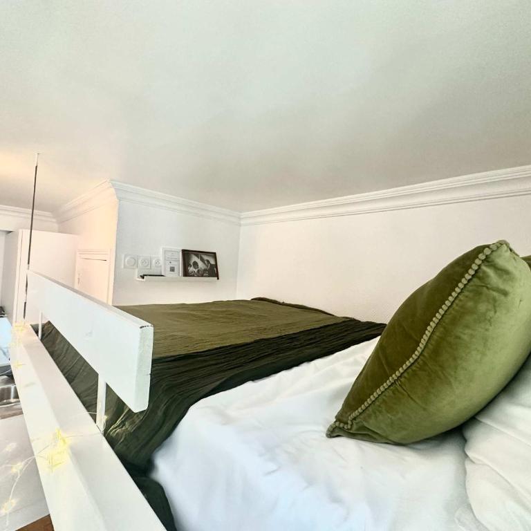 142 Suite Anceau - Cosy Apartment Paris Center - Studio - 11