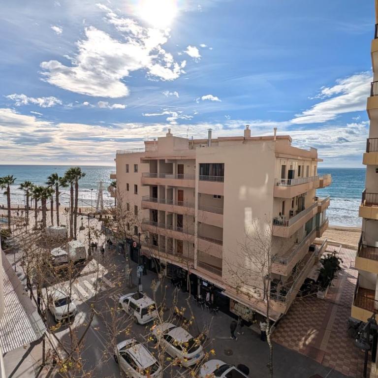 Frente a la playa - terraza con vistas - 2 hab 2 baños - Apartamento de 2 dormitorios - 2