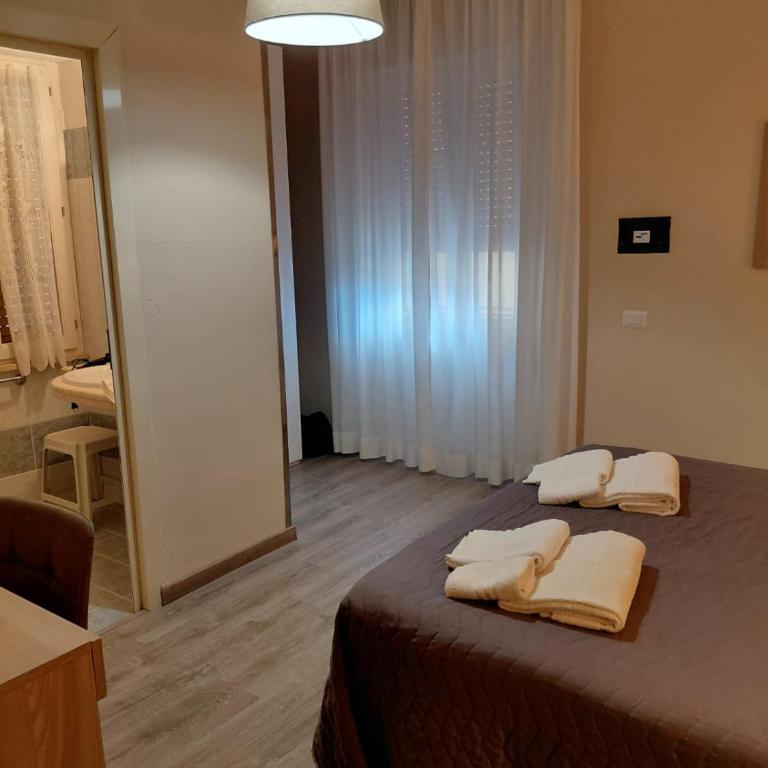 Piazza del Popolo Suites - Camera Matrimoniale - 4