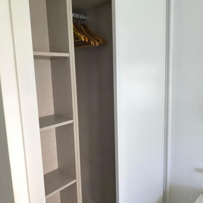 Apartamento Sol y Mar parking gratuito - Apartamento de 1 dormitorio - 6