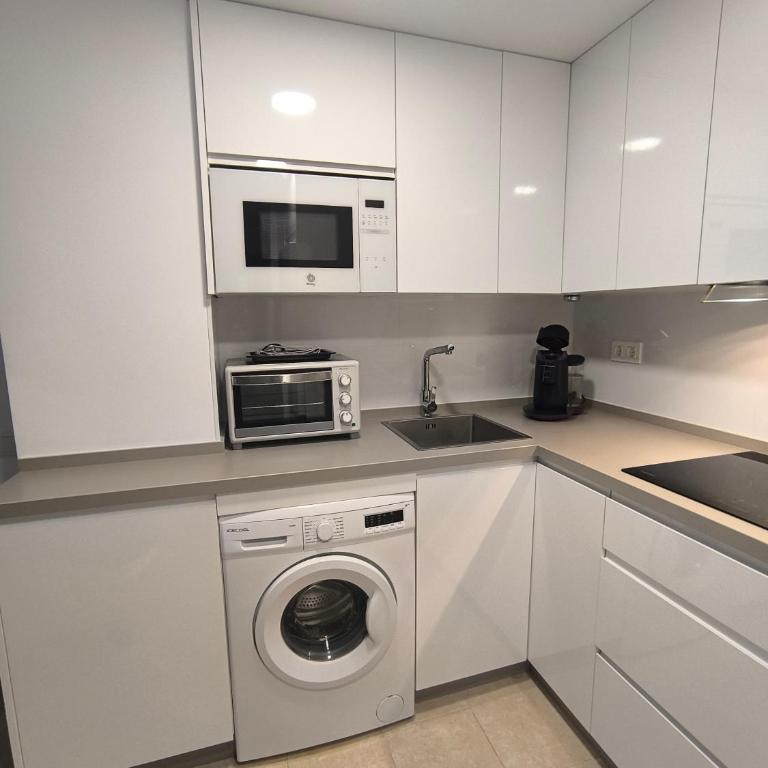 Apartamento Sol y Mar parking gratuito - Apartamento de 1 dormitorio - 18